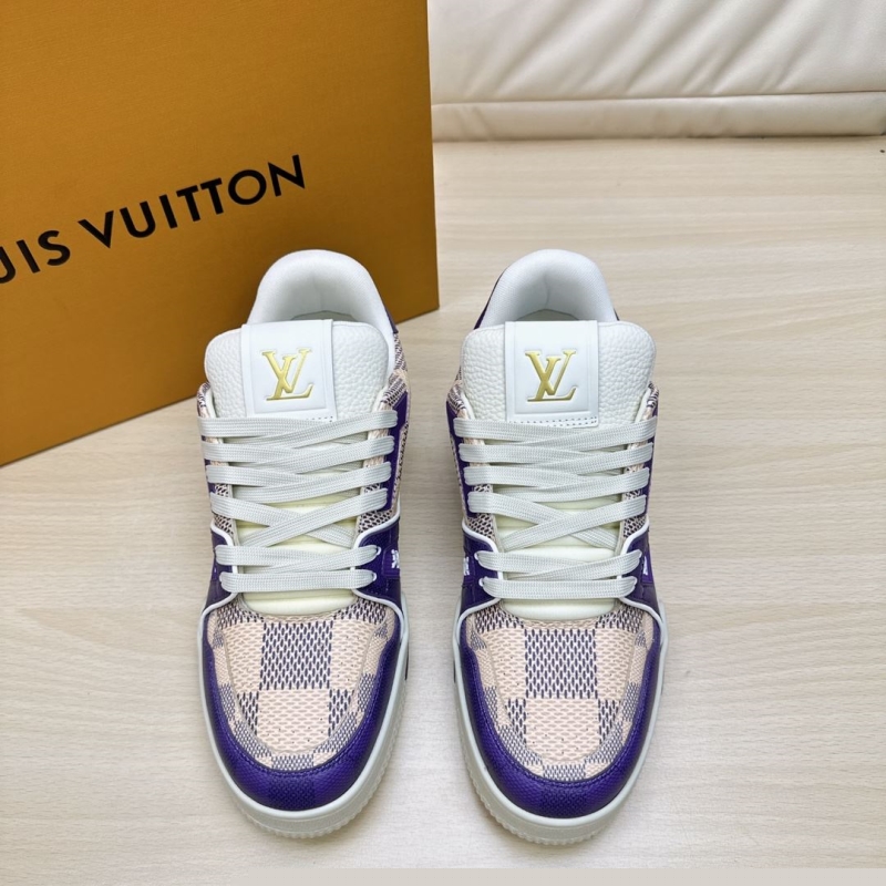 l**is V*t*n sneakers